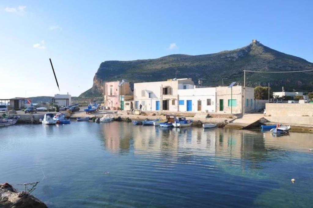 Il Cubo, Monovano Col Mare Su Tre Fronti. Favignana Eksteriør bilde